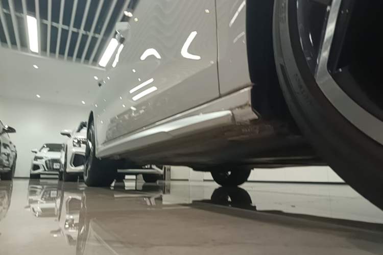 Used Audi A3 2023 Updated Sportback 35 TFSI Luxury Sports Edition Right Side Sill