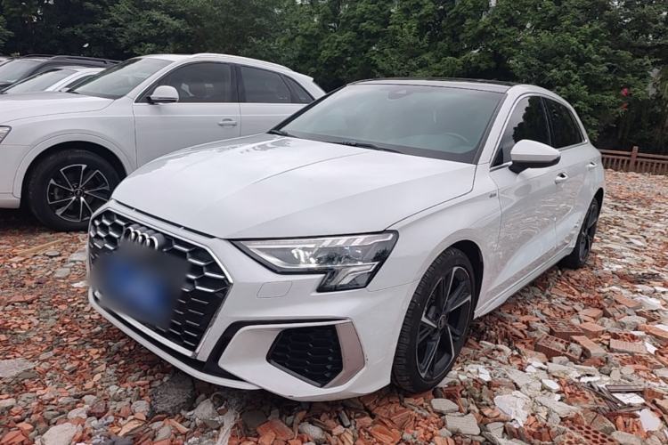 Used Audi A3 2023 Updated Sportback 35 TFSI Stylish Sports Type Guazi used car, China used car export, Used car for sale, Used  cars, Cheapest cars for sale