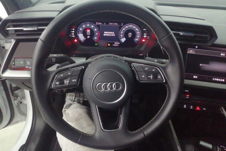 Used Audi A3 2023 A3L Limousine 35 TFSI Fashion Sport Model Steering Wheel