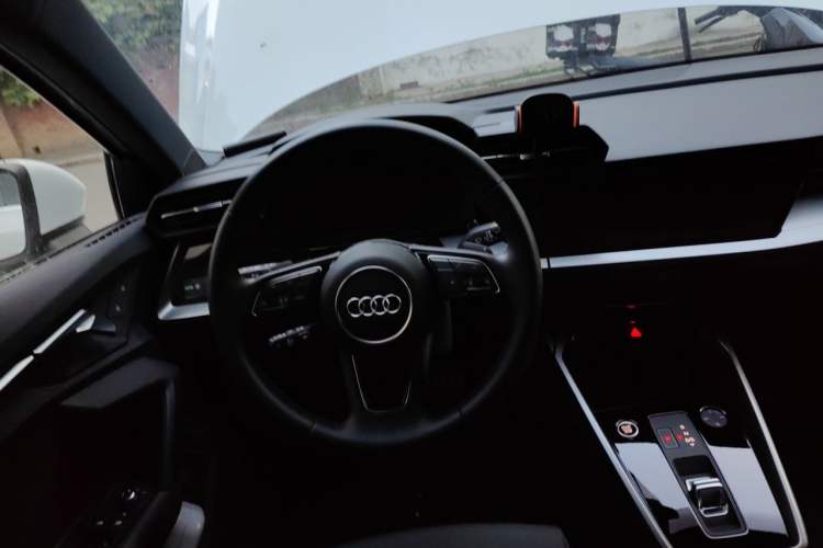 Used Audi A3 2023 Restyled Sportback 35 TFSI Fashionable and Elegant Version Steering Wheel