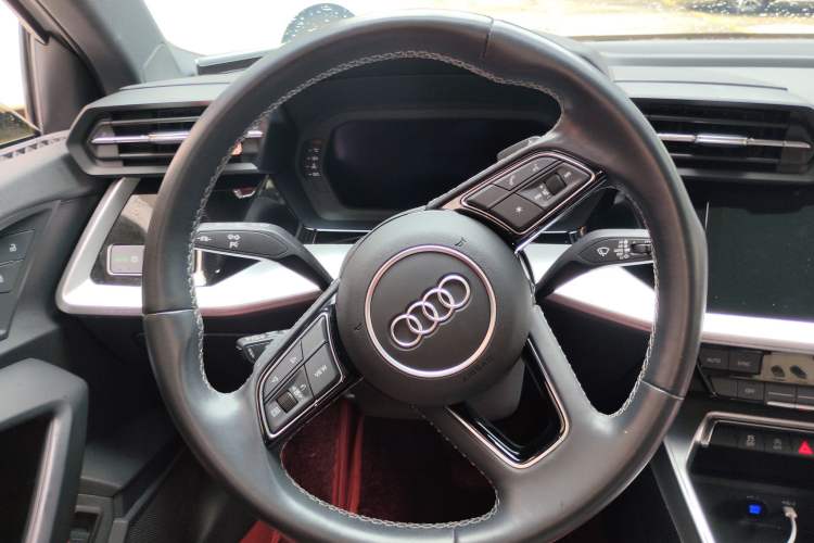 Used Audi A3 2023 Restyled Sportback 35 TFSI Fashionable and Elegant Version Steering Wheel