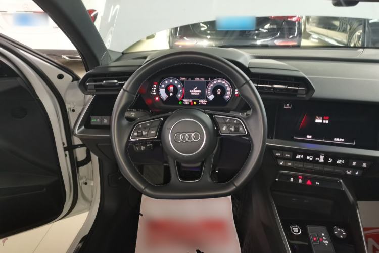 Used Audi A3 2023 Sportback 35 TFSI Fashionable Sports Model Steering Wheel