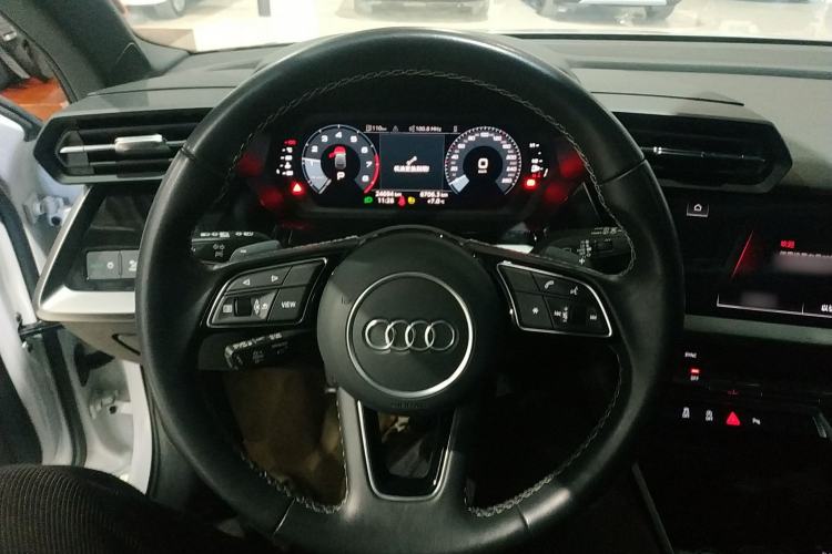Used Audi A3 2023 Sportback 35 TFSI Fashionable Sports Model Steering Wheel