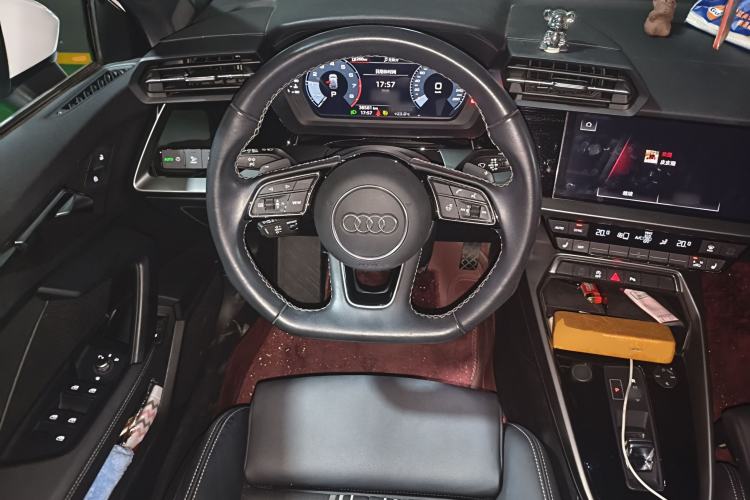 Used Audi A3 2023 Sportback 35 TFSI Fashionable Sports Model Steering Wheel