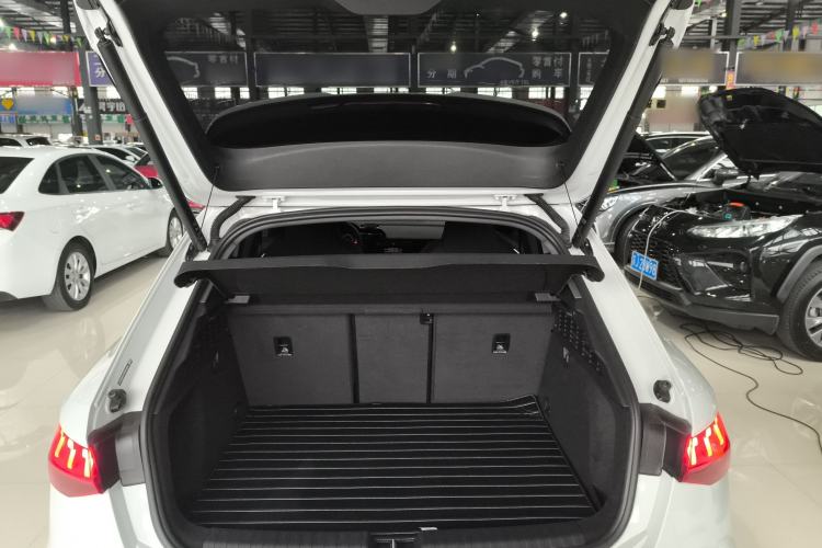 Used Audi A3 2023 Sportback 35 TFSI Fashionable Sports Model Trunk