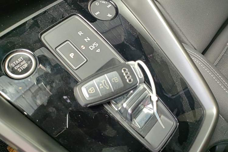 Used Audi A3 2023 A3L Limousine 35 TFSI Fashion Sport Model Vehicle Key