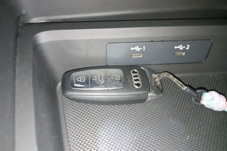 Used Audi A3 2023 Restyled A3L Limousine 35 TFSI Ambition Sport Edition Vehicle Key