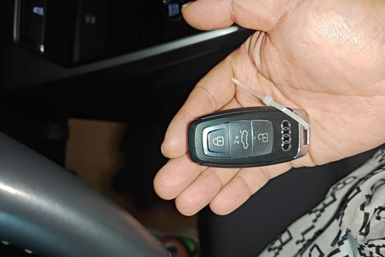 Used Audi A3 2023 Updated Sportback 35 TFSI Stylish Sports Type Vehicle Key