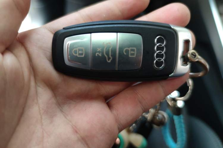 Used Audi A3 2023 Sportback 35 TFSI Fashionable Sports Model Vehicle Key