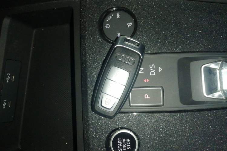 Used Audi A3 2023 A3L Limousine 35 TFSI Fashion Sport Model Vehicle Key
