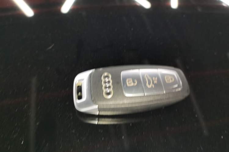 Used Audi A3 2023 Sportback 35 TFSI Fashionable Sports Model Vehicle Key