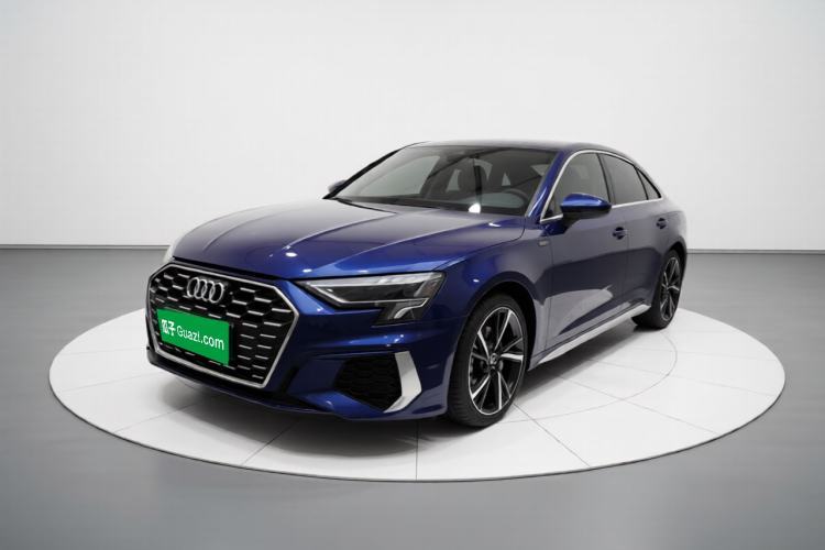 Używany Audi A3 2024 Sportback 35 TFSI Fashionable Sports Model Guazi used car, China used car export, Used car for sale, Used cars, Cheapest cars for sale