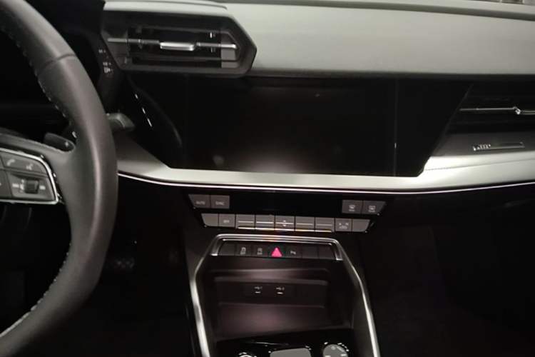 Used Audi A3 2024 A3L Limousine 35 TFSI Fashion Sport Model Audio And AC Panel