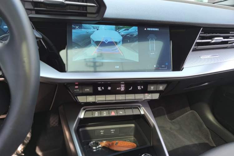 Used Audi A3 2024 A3L Limousine 35 TFSI Fashion Sport Model Audio And AC Panel