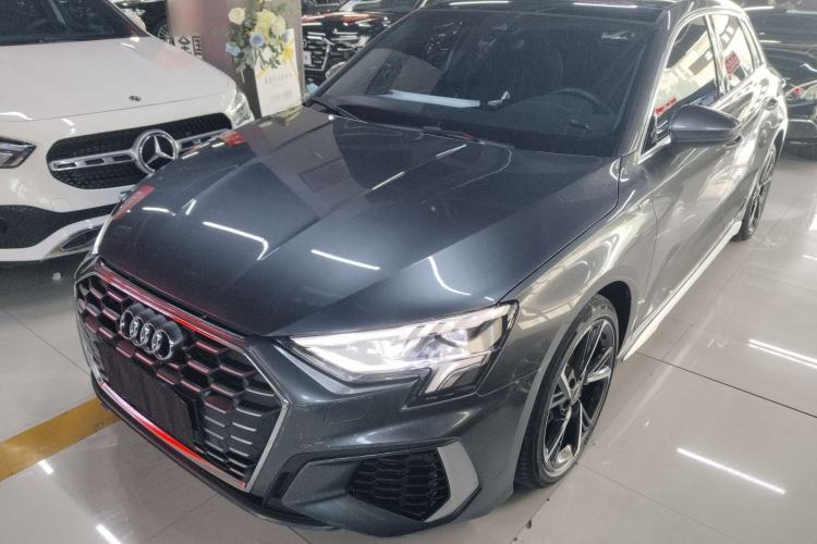 Used Audi A3 2024 Sportback 35 TFSI Fashionable Sports Model Guazi used car, China used car export, Used car for sale, Used cars, Cheapest cars for sale