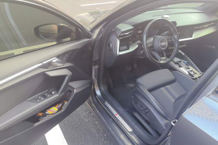Used Audi A3 2024 A3L Limousine 35 TFSI Fashion Sport Model Driver Seat