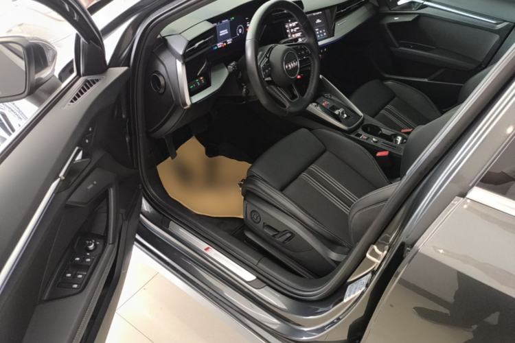 Used Audi A3 2024 A3L Limousine 35 TFSI Fashion Sport Model Driver Seat