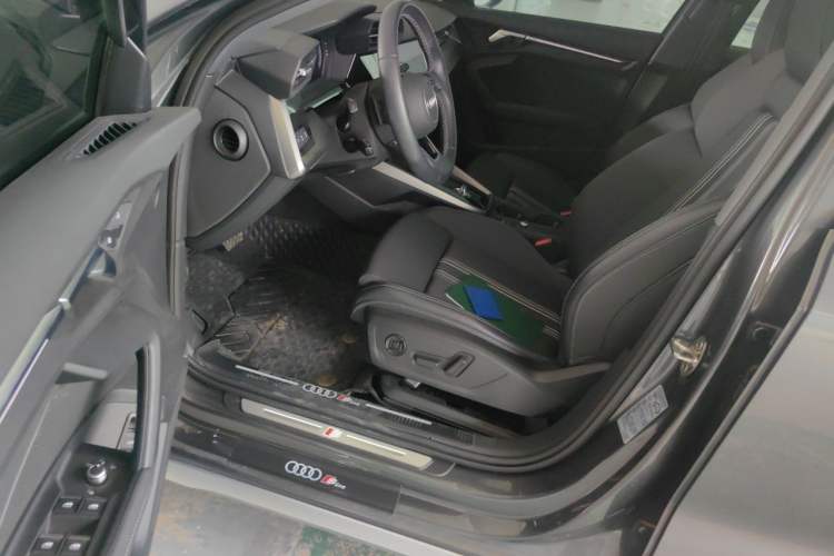 Used Audi A3 2024 Sportback 35 TFSI Fashionable Sports Model Driver Seat