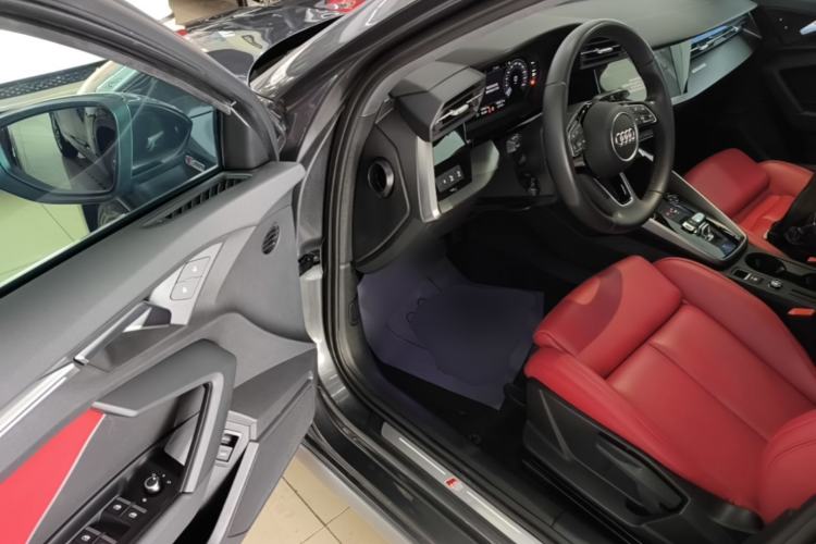 Used Audi A3 2024 Sportback 35 TFSI Advanced Sport Edition Driver Seat