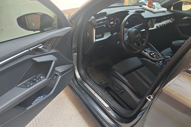 Used Audi A3 2024 A3L Limousine 35 TFSI Fashion Sport Model Driver Seat