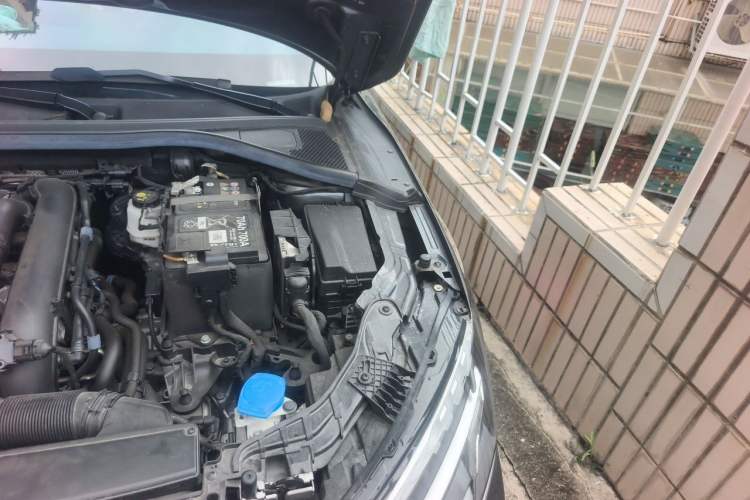 Used Audi A3 2024 A3L Limousine 35 TFSI Fashion Sport Model Engine Bay Left