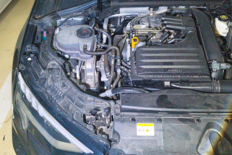 Used Audi A3 2024 A3L Limousine 35 TFSI Fashion Sport Model Engine Bay Right