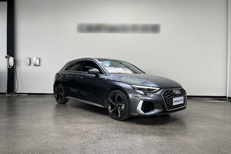 Used Audi A3 2024 Sportback 35 TFSI Fashionable Sports Model Exterior 2