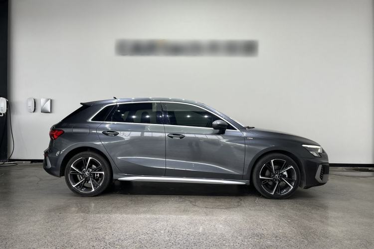 Used Audi A3 2024 Sportback 35 TFSI Fashionable Sports Model Exterior 3