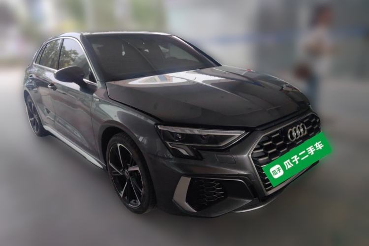 Used Audi A3 2024 Sportback 35 TFSI Fashionable Sports Model Front Right 45 Deg