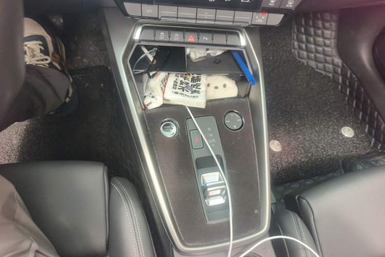 Used Audi A3 2024 A3L Limousine 35 TFSI Fashion Sport Model Gear Lever