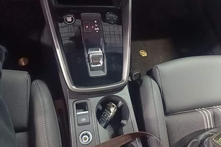 Used Audi A3 2024 Sportback 35 TFSI Fashionable Sports Model Gear Lever