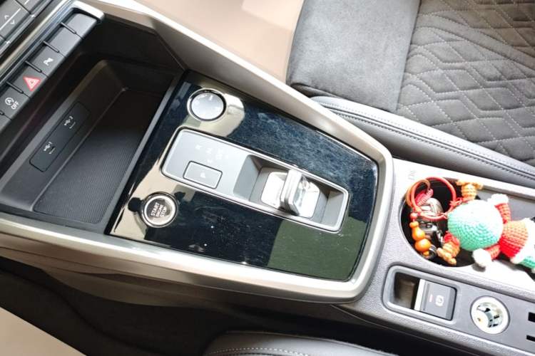 Used Audi A3 2024 Sportback 35 TFSI Luxury Sports Model Gear Lever
