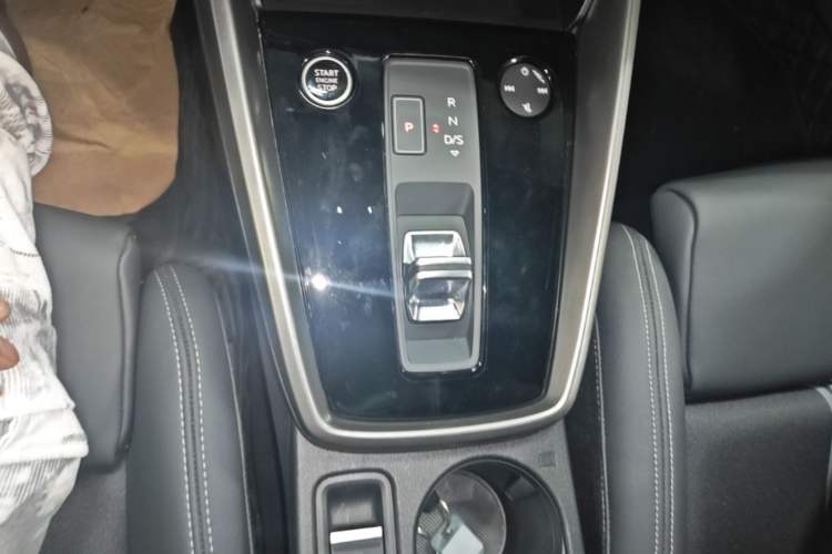 Used Audi A3 2024 Sportback 35 TFSI Fashionable Sports Model Gear Lever