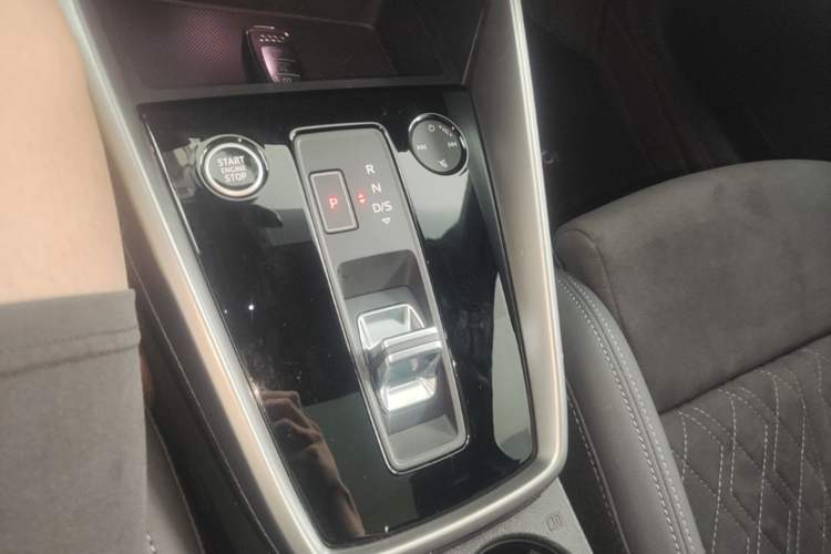 Used Audi A3 2024 Sportback 35 TFSI Luxury Sports Model Gear Lever