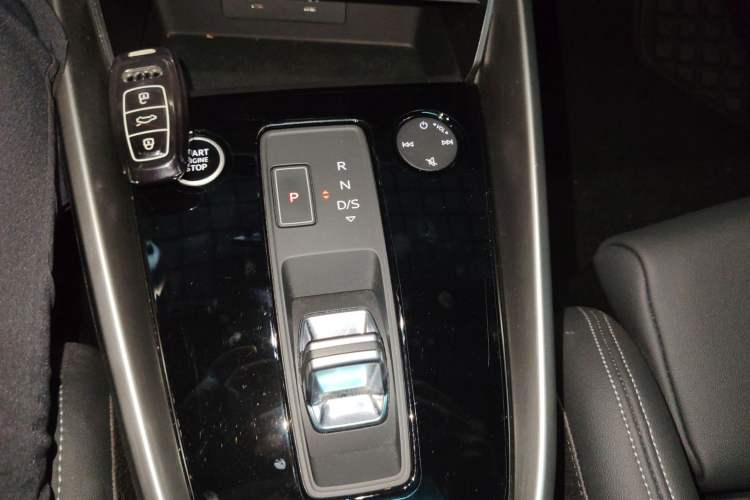 Used Audi A3 2024 Sportback 35 TFSI Fashionable Sports Model Gear Lever