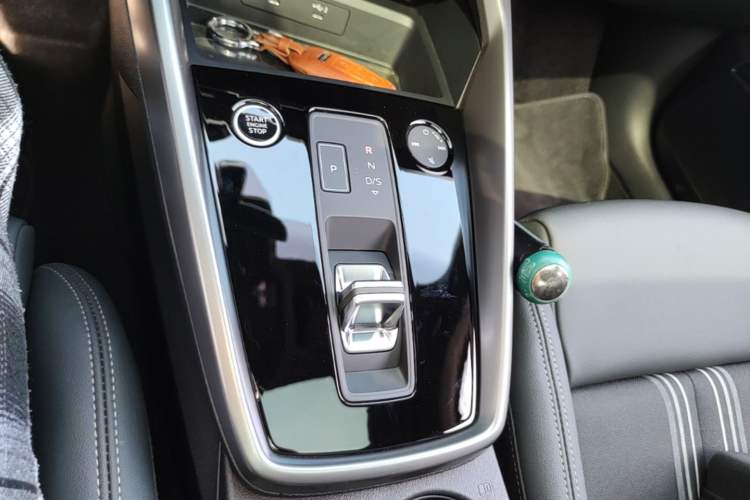 Used Audi A3 2024 A3L Limousine 35 TFSI Fashion Sport Model Gear Lever