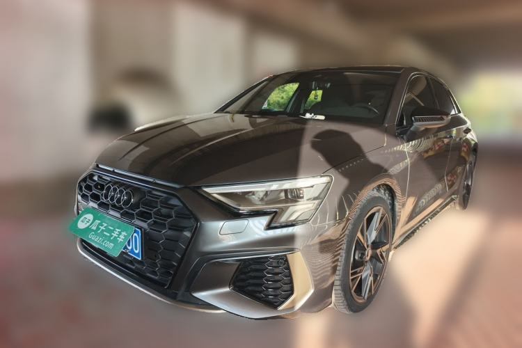 Audi A3 2024 Sportback 35 TFSI RS Performance Package с пробегом Guazi used car, China used car export, Used car for sale, Used cars, Cheapest cars for sale