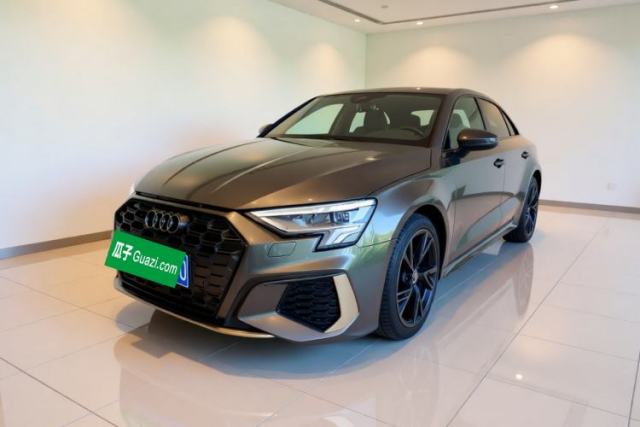 Audi A3 2024 Sportback 35 TFSI RS Performance Package d’occasion
