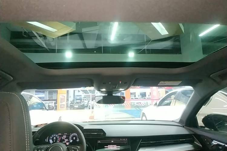 Used Audi A3 2024 Sportback 35 TFSI Fashionable Sports Model Headliner