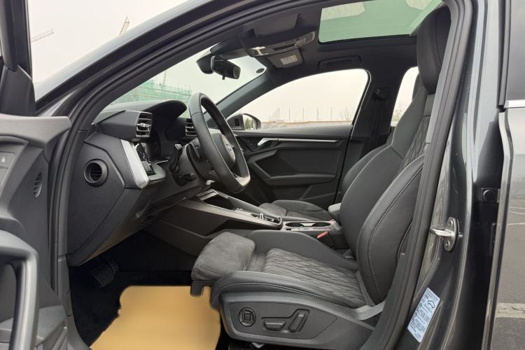 Used Audi A3 2024 A3L Limousine 35 TFSI Luxury Sport Edition Interior 1