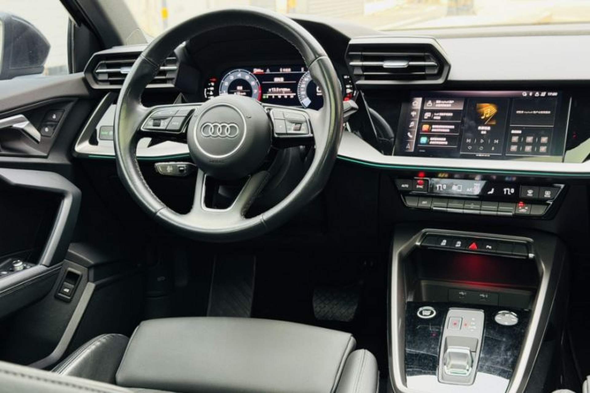 Used Audi A3 2024 A3L Limousine 35 TFSI Fashionable and Elegant Model Interior 1
