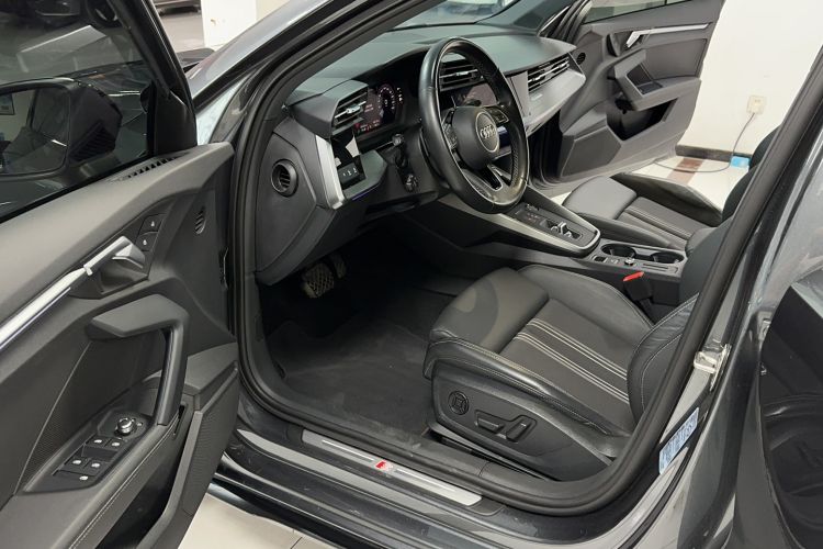 Used Audi A3 2024 A3L Limousine 35 TFSI Fashion Sport Model Interior 2
