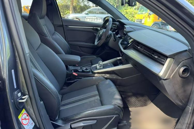 Used Audi A3 2024 Sportback 35 TFSI Fashionable Sports Model Interior 2