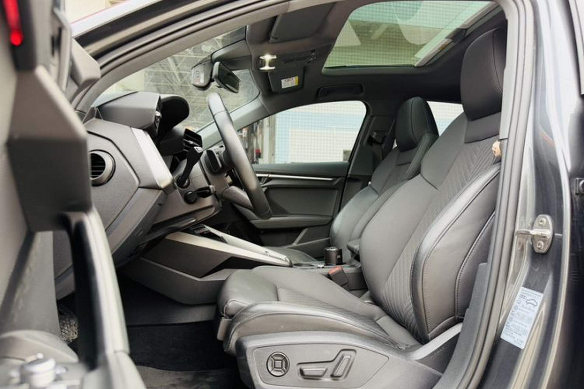 Used Audi A3 2024 A3L Limousine 35 TFSI Fashionable and Elegant Model Interior 3