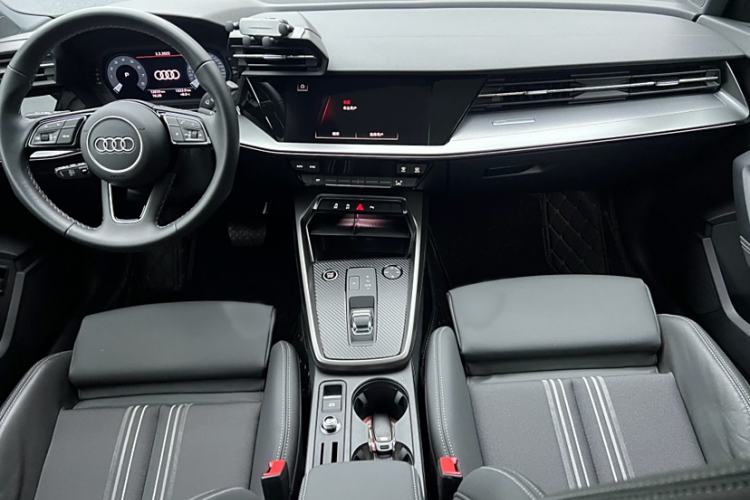 Used Audi A3 2024 Sportback 35 TFSI Fashionable Sports Model Interior 4