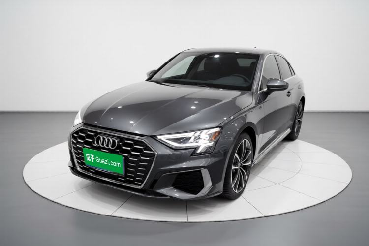 Audi A3 2024 Sportback 35 TFSI Fashionable Sports Model