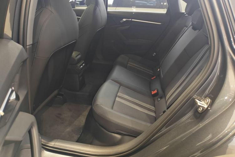 Used Audi A3 2024 A3L Limousine 35 TFSI Fashion Sport Model Left Rear Seat