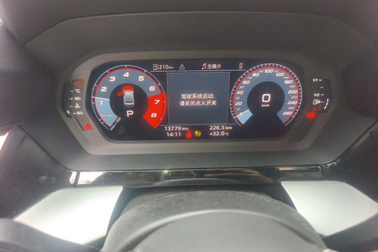 Used Audi A3 2024 A3L Limousine 35 TFSI Fashion Sport Model Odometer Close Up