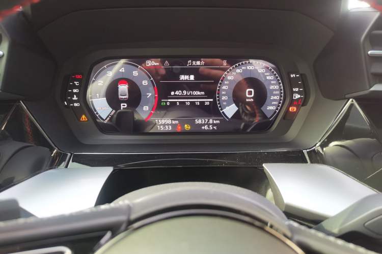 Used Audi A3 2024 A3L Limousine 35 TFSI Fashion Sport Model Odometer Close Up