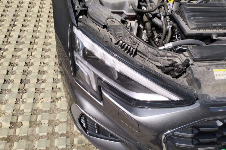 Used Audi A3 2024 Sportback 35 TFSI Fashionable Sports Model Right Front Headlight